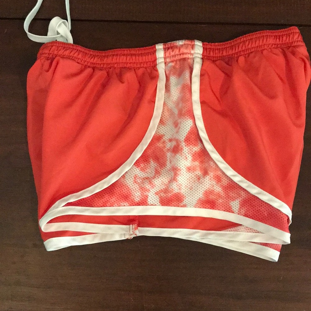 Shorts - Picture 3 of 3